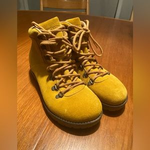 Birkenstock suede boots size 38